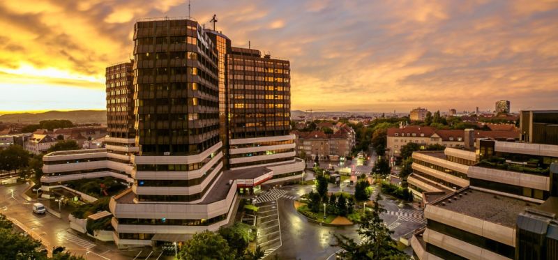 Wrap Up Of Vienna Devops Roundtable 2022 - Geometric Images - Gorgeous Ultra HD Collection