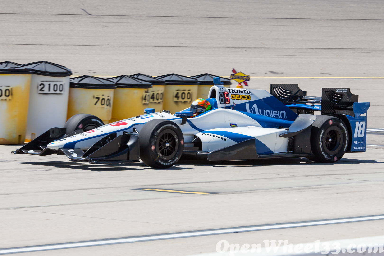 0 INDYCAR - 佐藤琢磨 2017インディ500優勝 ミニカー｜ホビーサーチ