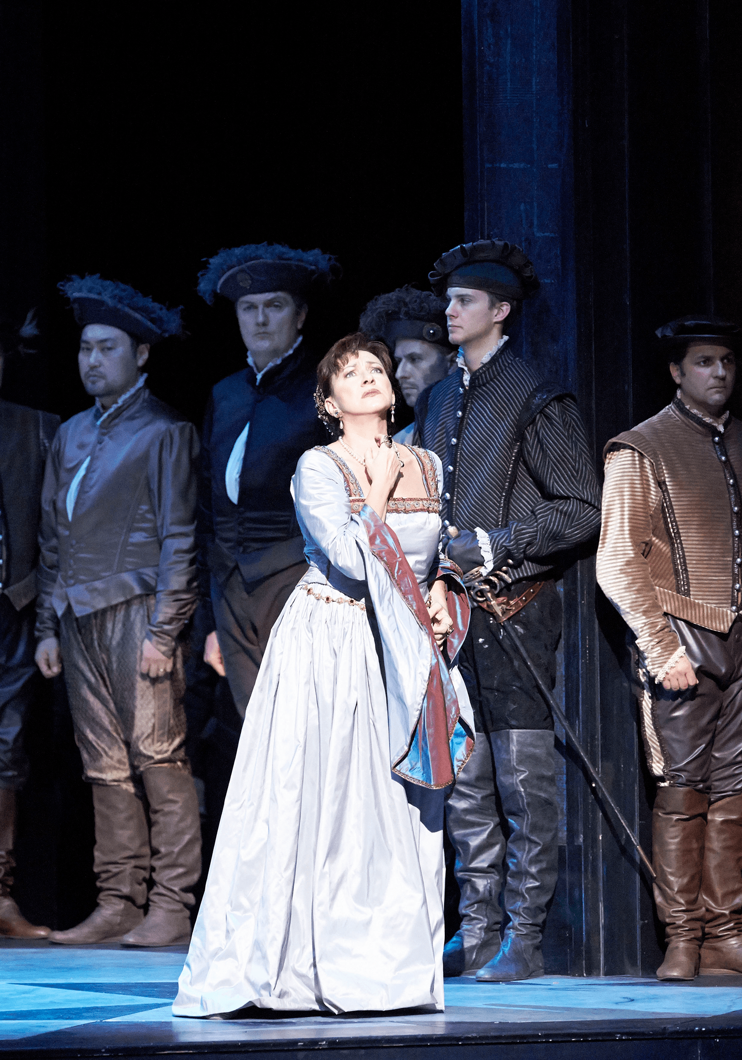 Krassimira Stoyanova (Elisabetta). Photo by Michael Poehn