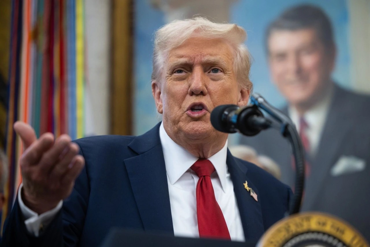 Inside The Trump Administration S Vaccine Politics Wsj