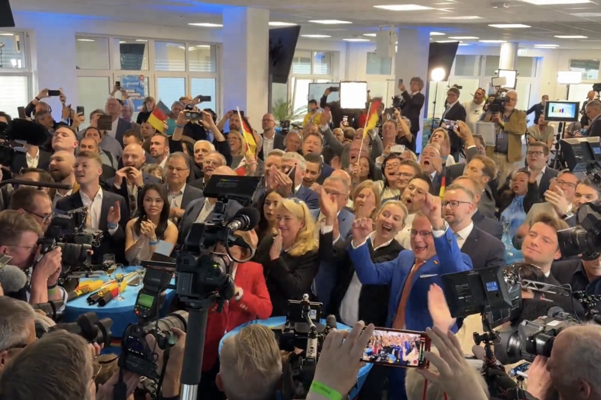 Blaues Wunder: AfD und FPÖ erzielen historische Bestergebnisse