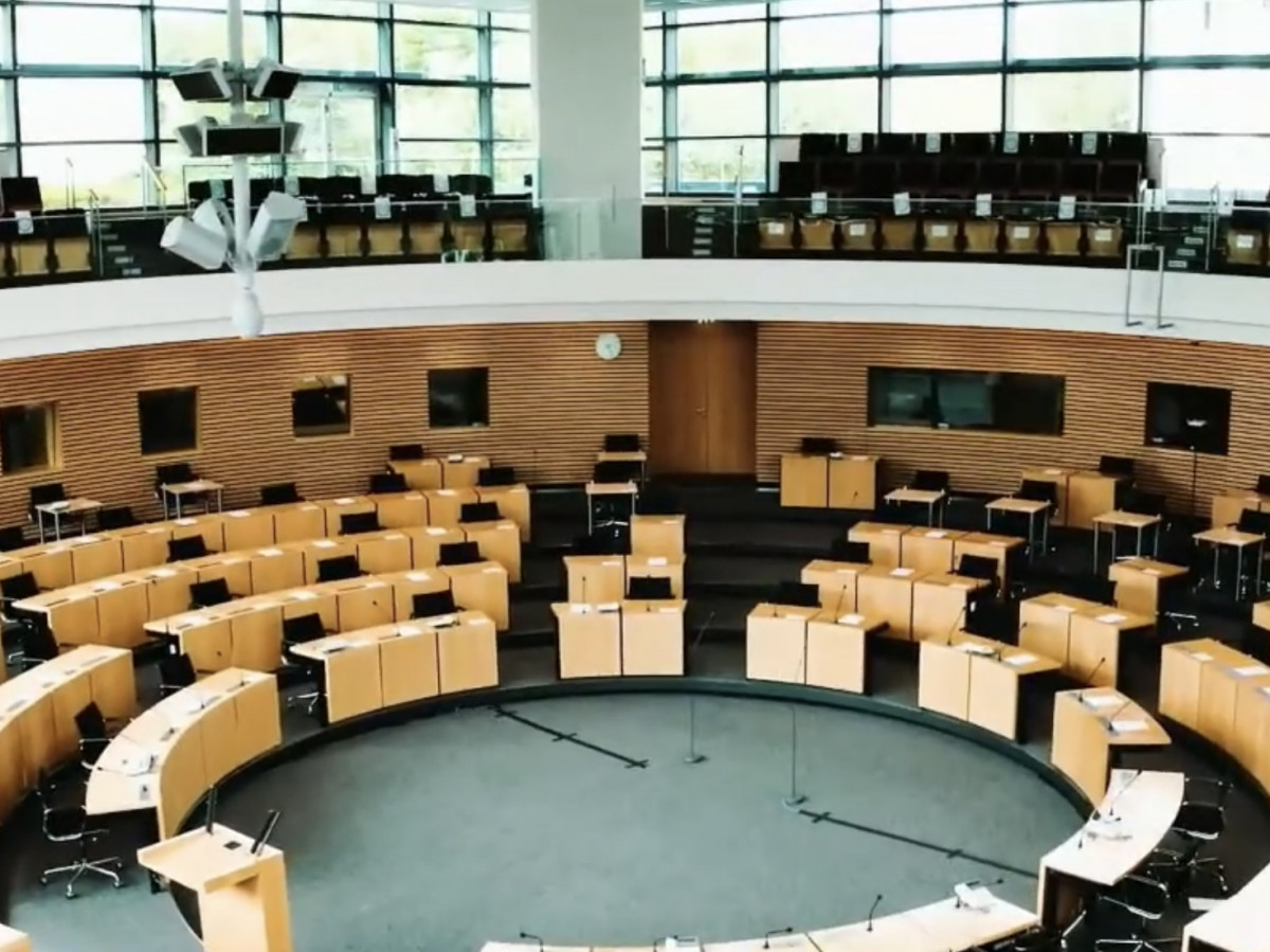 Durchsuchung im Thüringer Landtag: Verdacht auf Besitz von Kinderpornografie gegen Linke-Abgeordneten