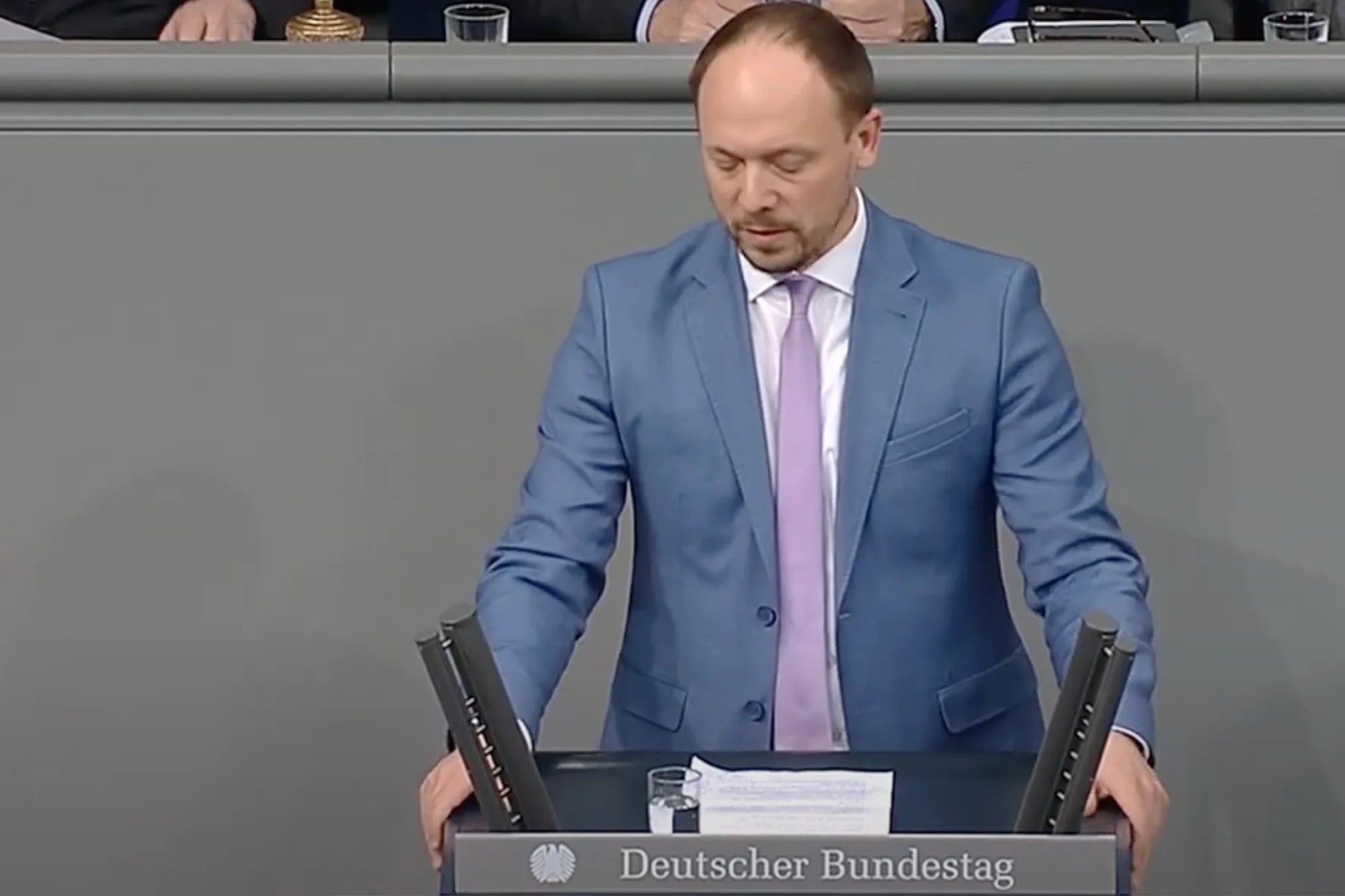 Selbstversorgung als oberstes Prinzip? AfD-Verbotsdirektor Wanderwitz verlor sein Mandat an AfD-Konkurrenten