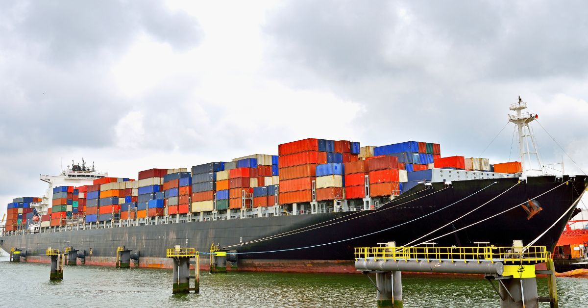 Understanding Container Ship Dimensions and Impact on the Global Shipping Industry