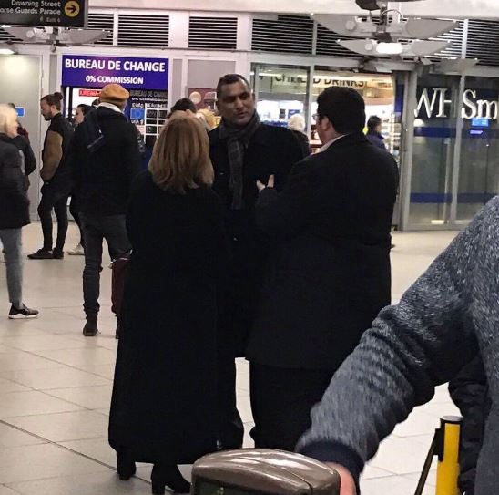 Suzanne Evans’ Discrete Tube Chat