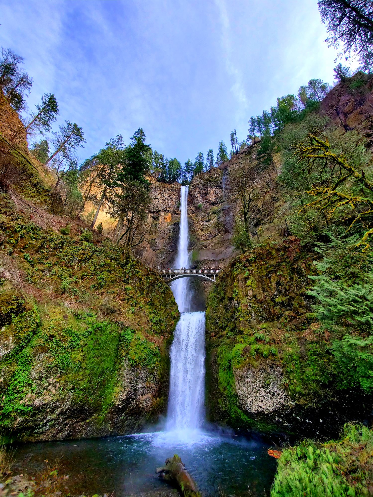 Multnomah Falls, Oregon's most iconic two-tier waterfall in the Columbia River Gorge