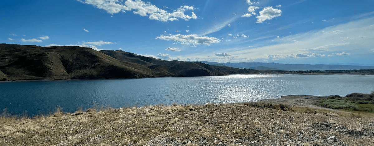 McKay Reservoir near Pendleton, Oregon at sunset