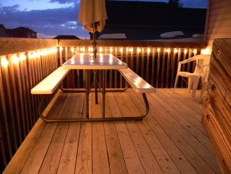 under diy deck lighting decorate features lights railing christmas string outdoor patio rail balcony porch decking wood pool rope idea