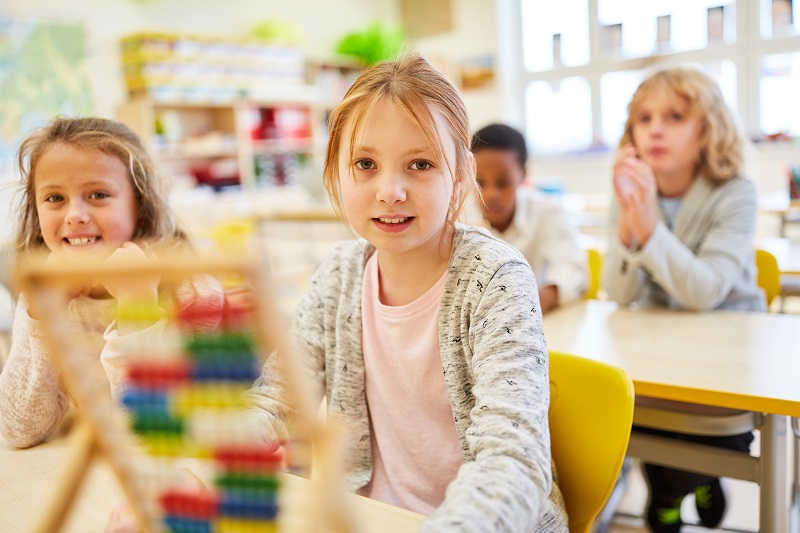 Diese regelung gilt auch für den besuch von bordellen, prostitutionsstätten,. Schulkinder sitzen zu viel - Orthinform