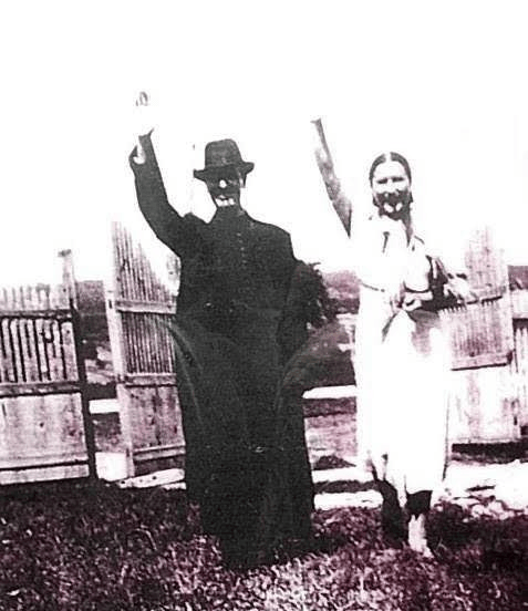 Saint Ilie Lăcătușu and his wife