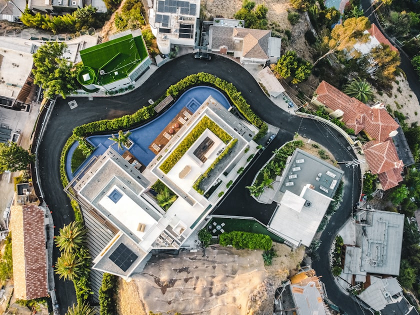 Wealth Advisors: Key Role in Real Estate