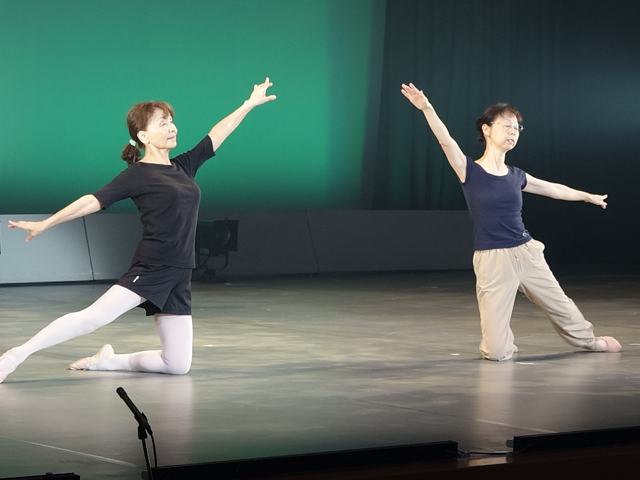 大人バレエリハ