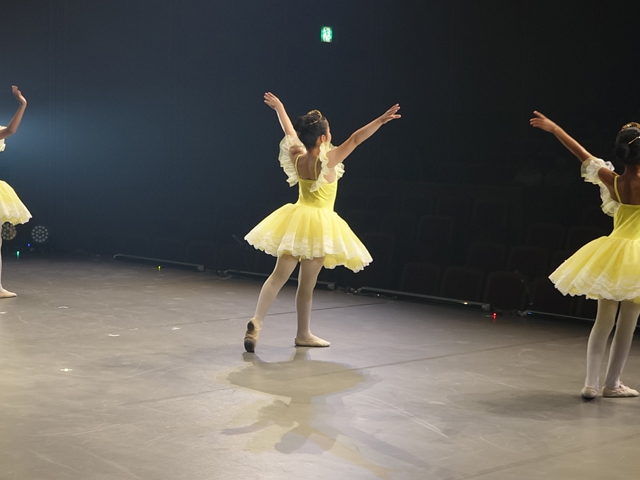 子供バレエゲネ