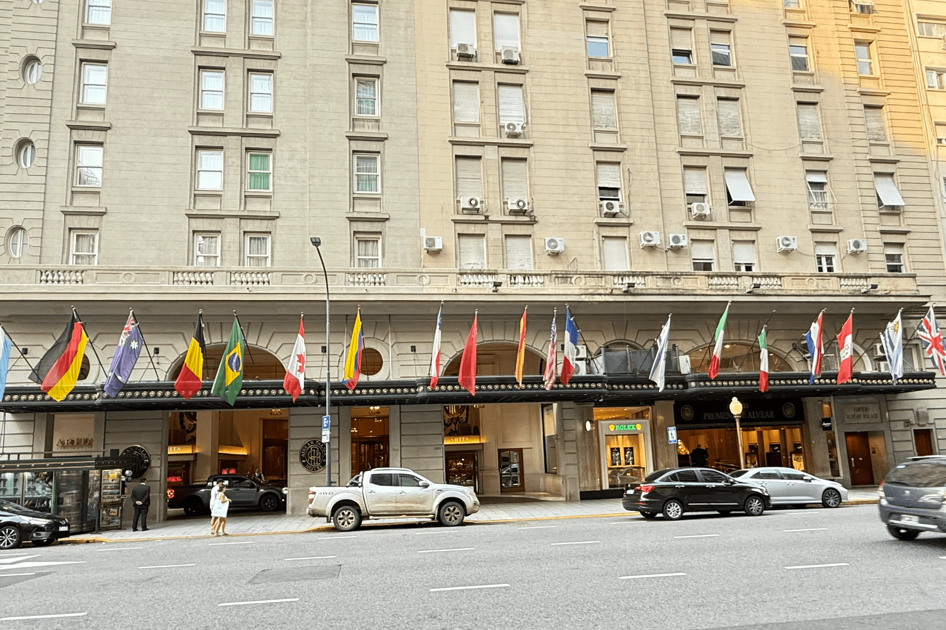 Super Lux Alvear Hotel on Avenida Alvear