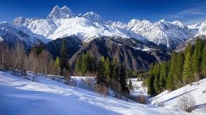 Лыжники, успевшие прокатиться по трассе 9,5 км длинной, оценили ее качество и … Gornolyzhnyj Kurort Svanetiya 2021 Gruziya