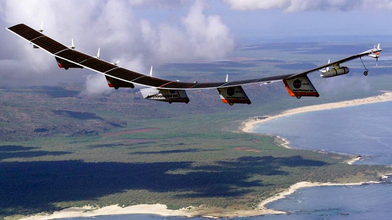Güneş-Enerjili-Drone 