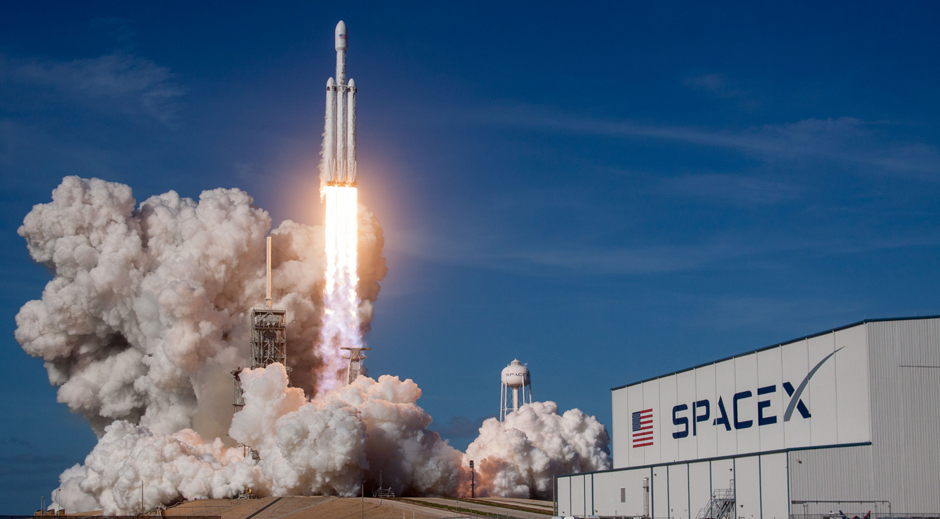 spacex-falcon-heavy-arabsat