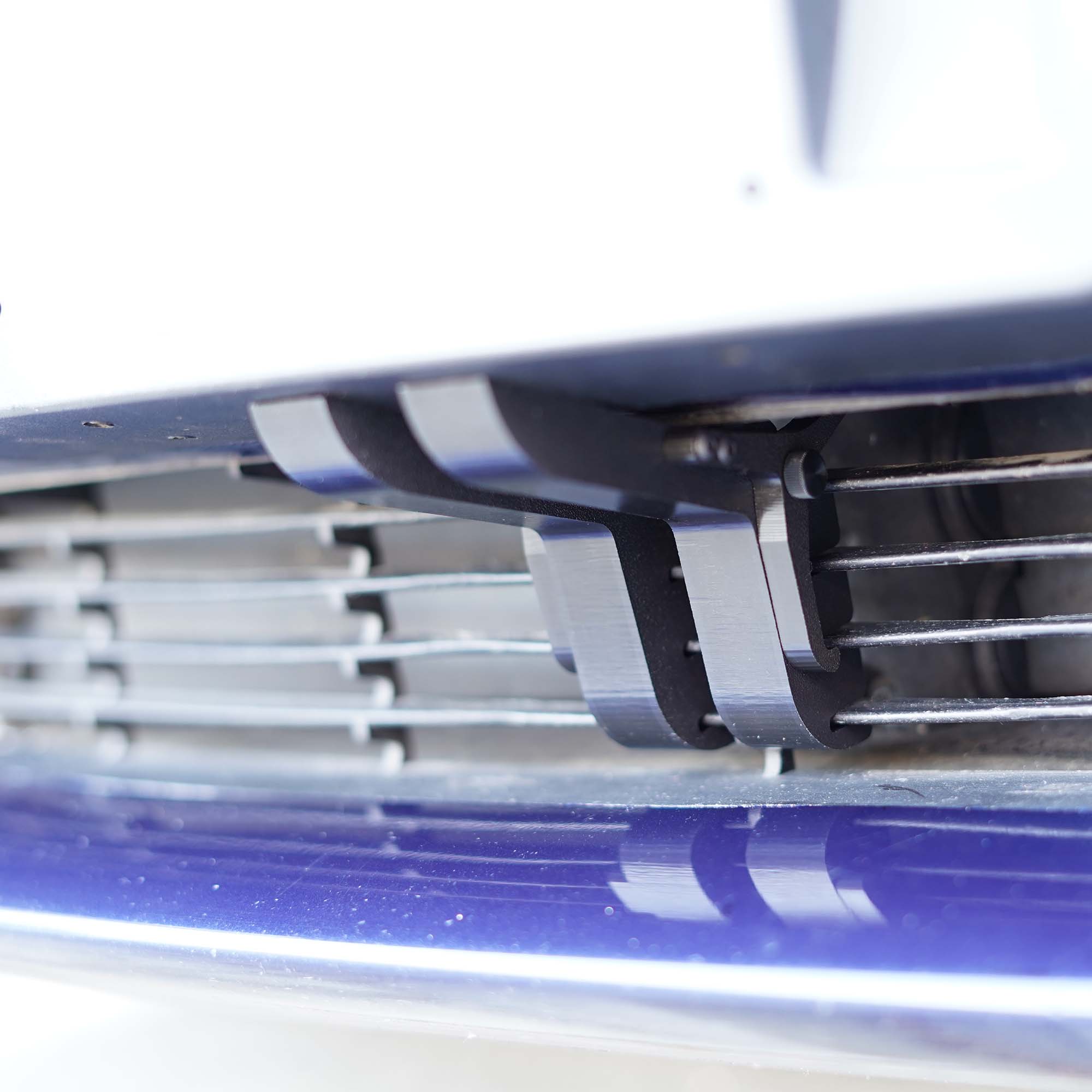 テスラオイスタープレート（小） Ottoplate Tesla Model 3 (Flush OEM) Fast Release Front License