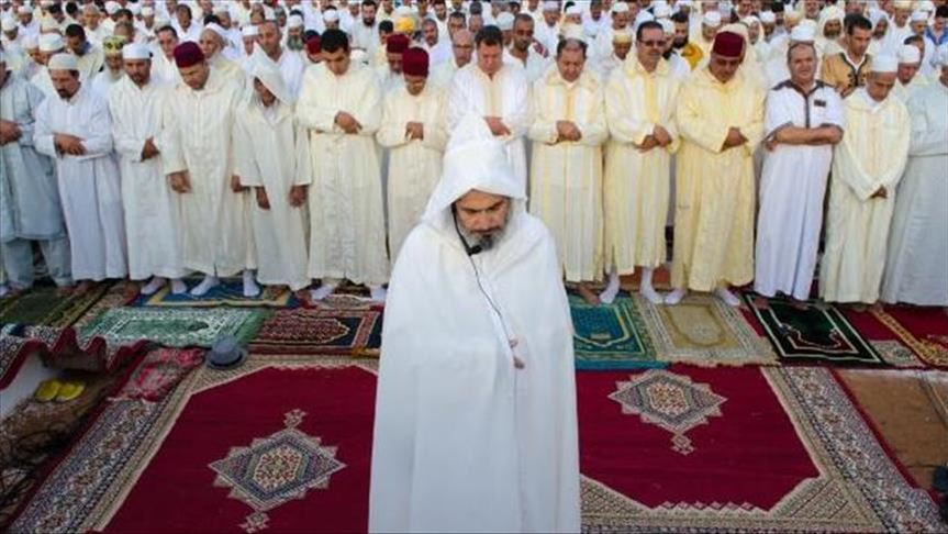 مغاربة يتساءلون عن مصير صلاة العيد..في ظل الارتفاع المستمر لحالات الإصابات بكوونا