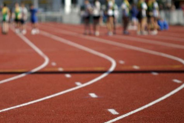 العداء المغربي حمزة بوشاليخ يتأهل إلى نهائي سباق 1500 متر ببطولة العالم لألعاب القوى للشبان