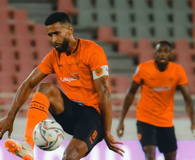 فريق النهضة البركانية يخطف تعادل ثمين في الوقت بدل الضائع من أمام مضيفه الجيش الملكي