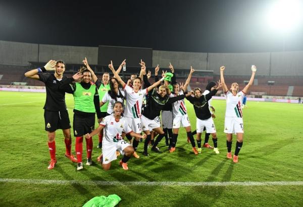 سيدات الجيش الملكي يتأهلن إلى نصف نهائي بطولة دوري أبطال إفريقيا لكرة القدم بعد التعادل مع فريق صان داونز