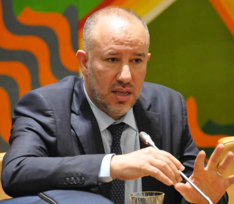 العدالة والتنمية تعتبر قرار حكومة أخنوش سحب مشروع القانون الجنائي من البرلمان مؤشرا على “التطبيع مع محاربة الفساد”