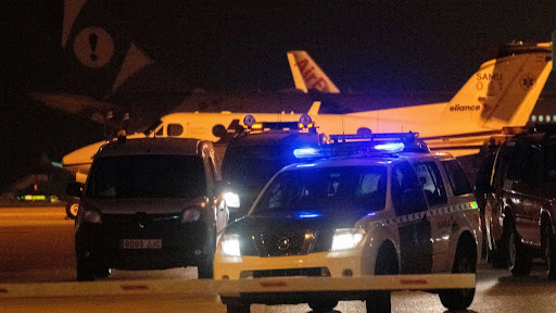 فرار 20 مسافرا في “هجرة غير شرعية” عبر طائرة بعد هبوط اضطراري في إسانيا