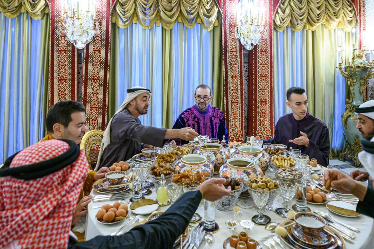 الملك يستقبل محمد بن زايد وعددا من أمراء الإمارات العربية المتحدة