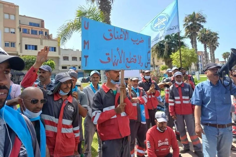 بعد الطرد التعسفي والانتقامي الذي طال عاملين بالشركة.. عمال النظافة يخرجون للاحتجاج