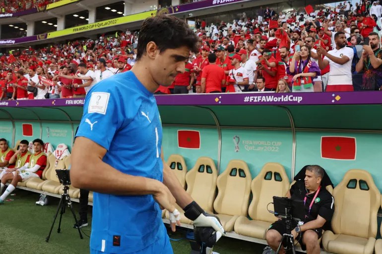 بعدما ساهم في الإنجاز التاريخي للمنتخب في كأس العالم 2022… باييرن ميونخ الألماني يبدي اهتماما بضم ياسين بونو إلى صفوفه