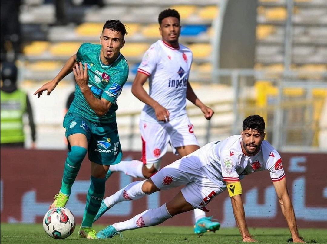 الرجاء يهزم الوداد ويمر إلى نهائي كأس العرش