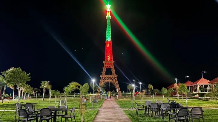 سُلطات تاوريرت تُــزيل ببُــرج إيفل