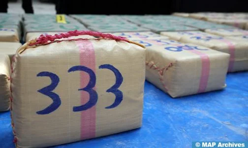 إجهاض محاولة لتهريب 569 كلغ من مخدر الشيرا بمعبر الكركرات