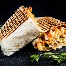 “طاكوس” يرسل ثلاثة أشخاص للمستعجلات 