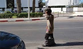 متشرد ستيني يضع حدا لحياة شرطي بسلاح أبيض