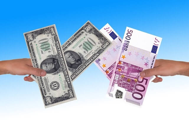 Exchange dollars for euro