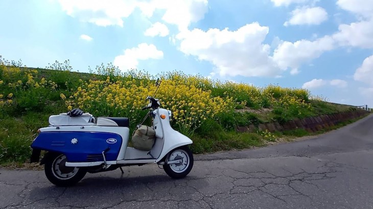 春の陽気に誘わてラビットスクーターでツーリング　Touring with a rabbit scooter.