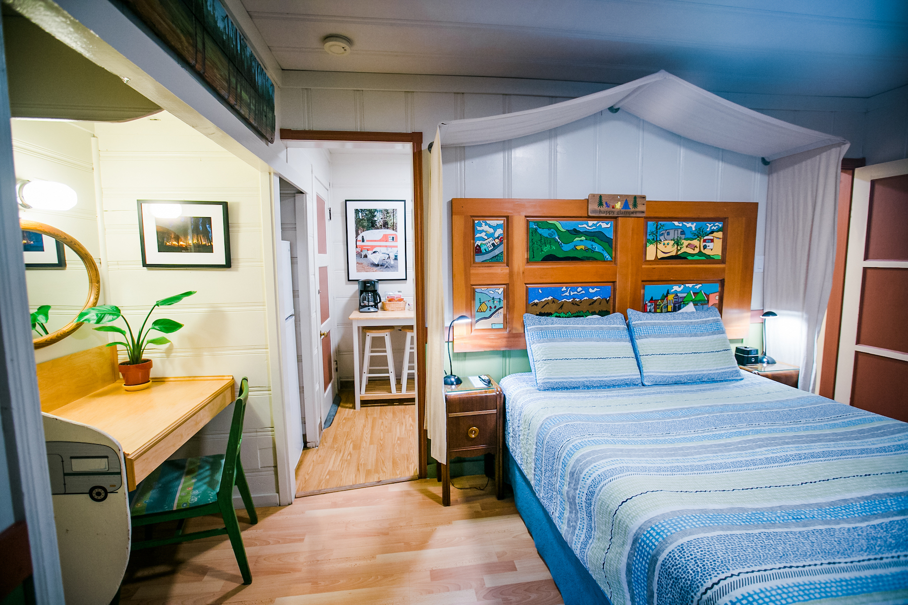 7. The Camp Inn Room – Outside Inn