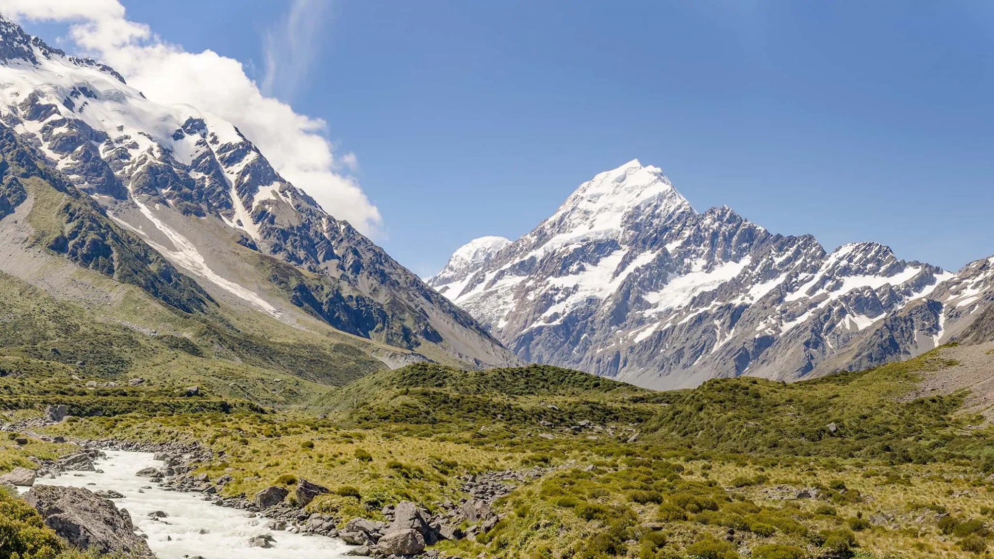 A Visitor Guide To Mountains In New Zealand Out There Kiwi Mount Cook 2048x1151 