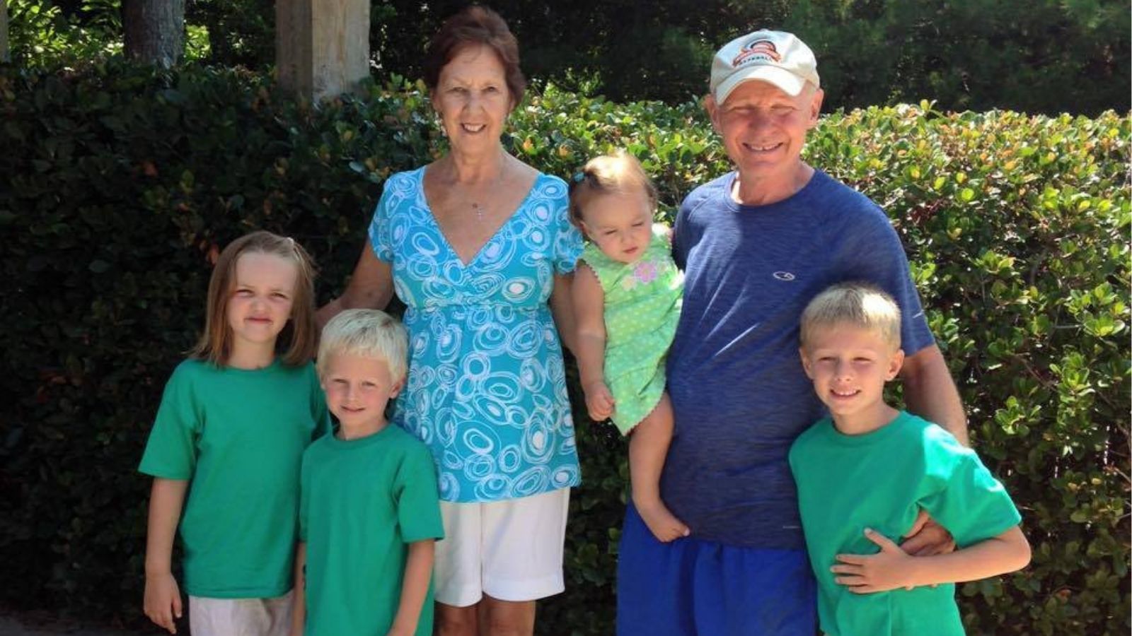 A Bond of Ovarian Cancer Advocacy and Support; Paula's survivor journey