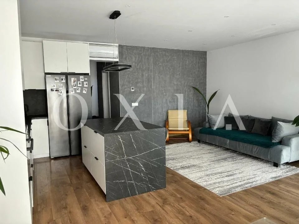 Duplex Parter Design Modern