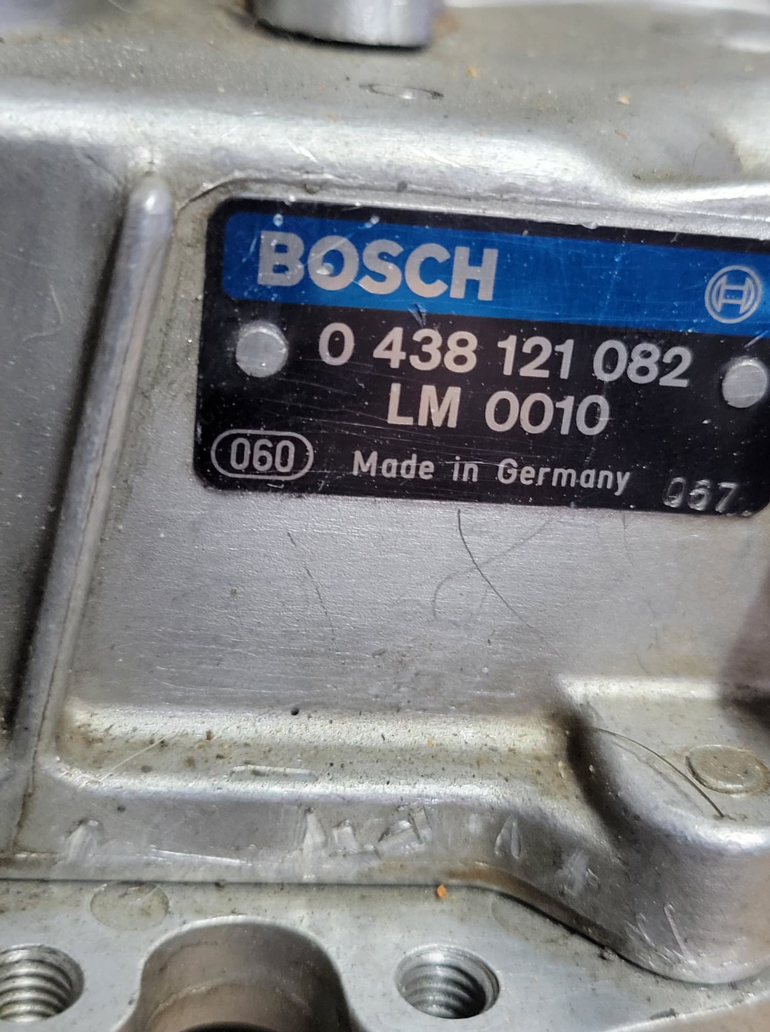 Mercedes Benz R129 300SL 300CE Air Flow Meter Fuel Distributor
