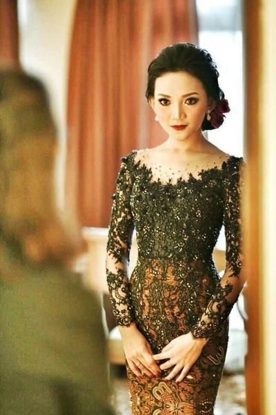 Model Kebaya Pengantin Batak Yg Gmuk : 50 Model Kebaya Pengantin Modern Dan Tradsional Terlengkap