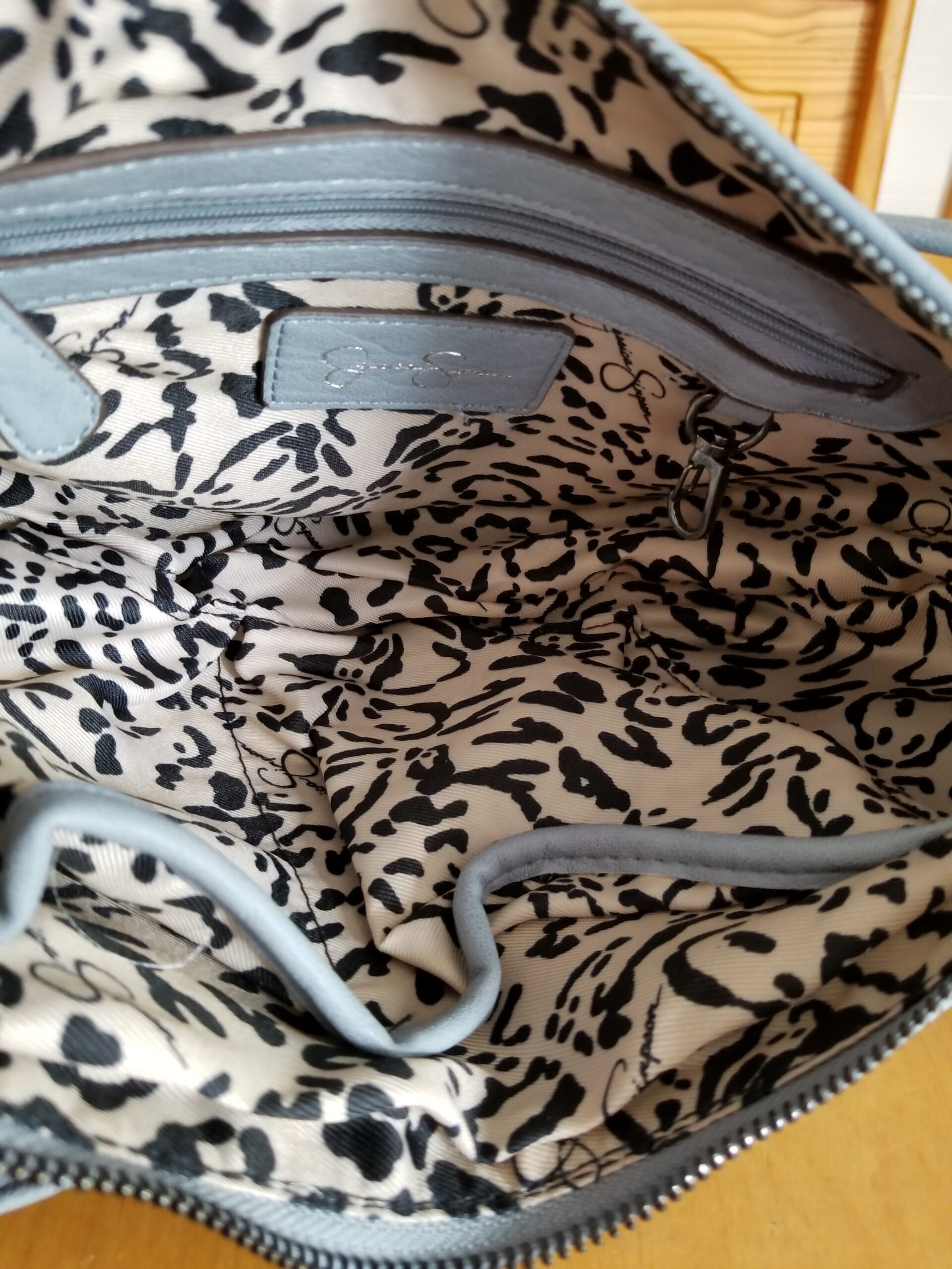 JESSICA SIMPSON PURSE – Paasolainen's Gifts