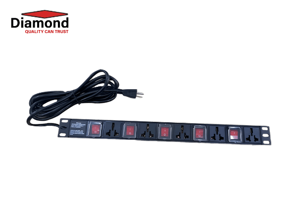 Diamond PDU 16A 5 Female ports 5 Button 1U-M5  | D25