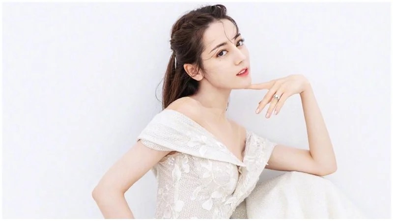 berita artis terbaru: penggemar Dilraba Dilmurat.