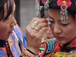 Berita viral terbaru: Tradisi unik suku tujia menangis sebelum pernikahan