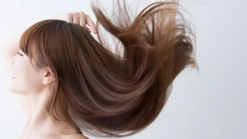Cara meluruskan rambut untuk pria. Tanpa Catokan Ini 10 Cara Cepat Dan Alami Luruskan Rambut