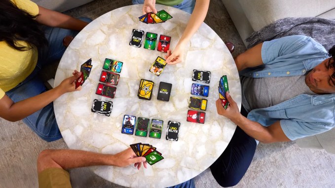 F1 and Mattel unveil an official UNO deck designed for racing fans | ScuderiaFans.com